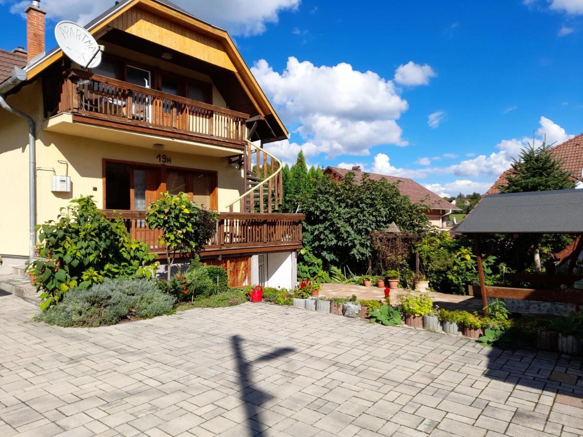 Апартаменты Harmonia Vendeghaz 100 Meterre Az Igali Gyogyfuerdotol Экстерьер фото