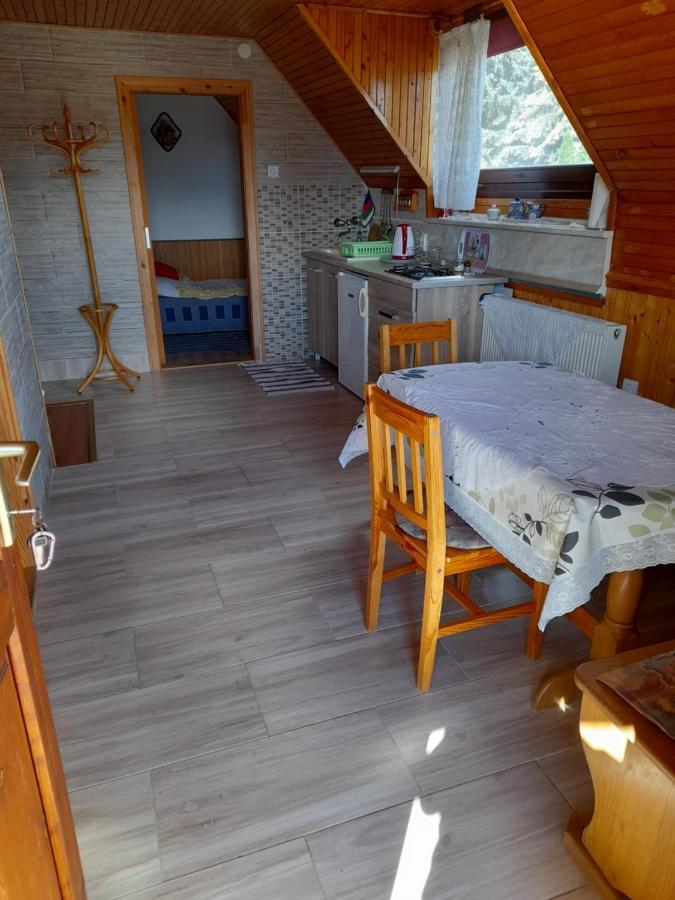 Апартаменты Harmonia Vendeghaz 100 Meterre Az Igali Gyogyfuerdotol Экстерьер фото