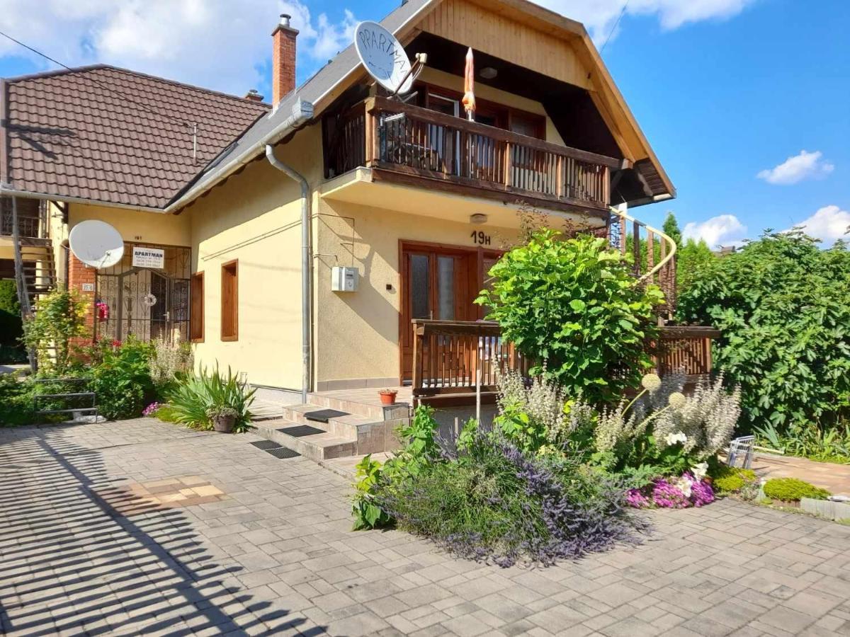 Апартаменты Harmonia Vendeghaz 100 Meterre Az Igali Gyogyfuerdotol Экстерьер фото